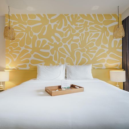 The Peri Hotel HHQ Esterno foto